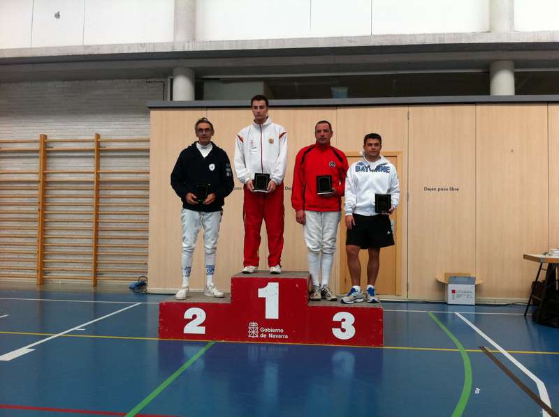 Laida Muguerza acaba segunda en un IV Torneo de Esgrima Reino de Navarra dominado por tiradores burgaleses.